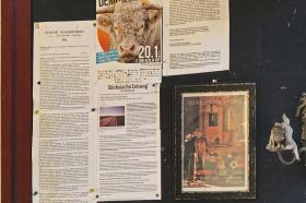 Das Schwarze Brett am Schloss